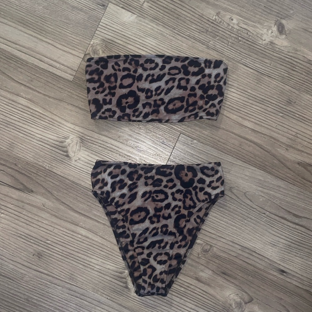 frankies leopard tube two piece set size XS